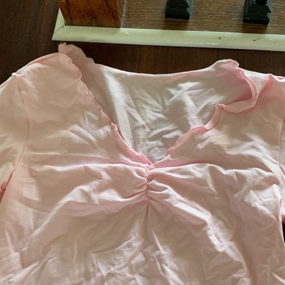 Pink fringed crop top - Picture 2 of 2